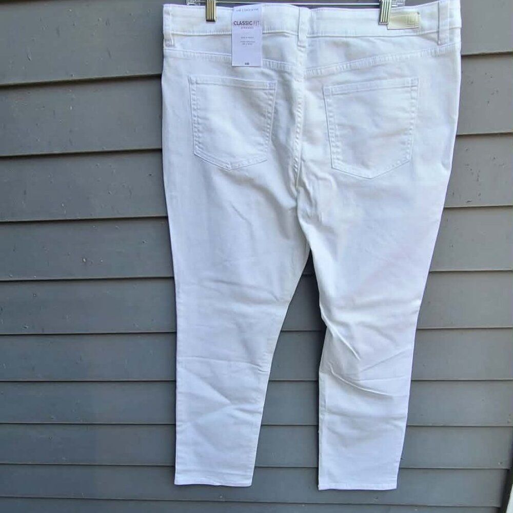 Liz Claiborne Classic White Straight Jeans NWT! NEW! size 16